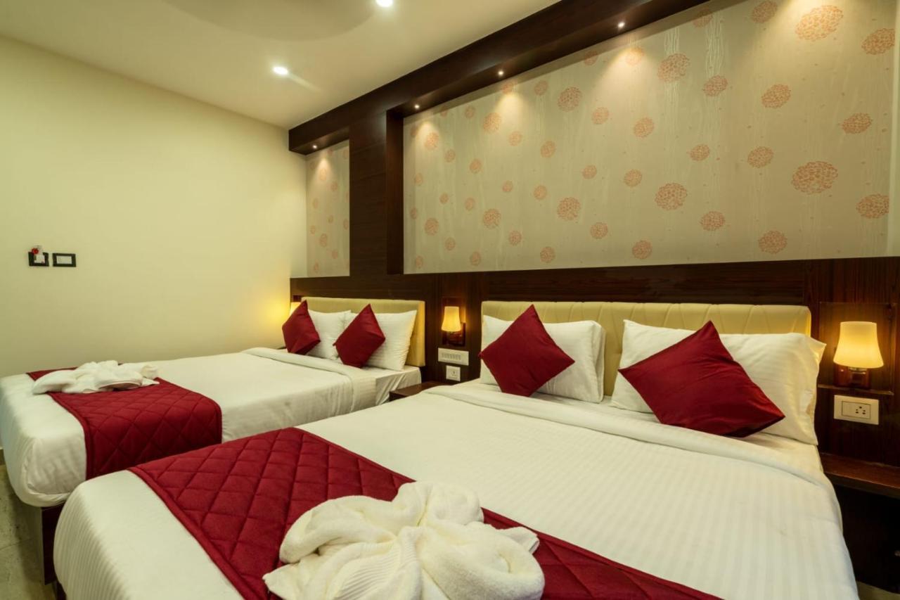 Daan Regency Hotell Thrissur Exteriör bild