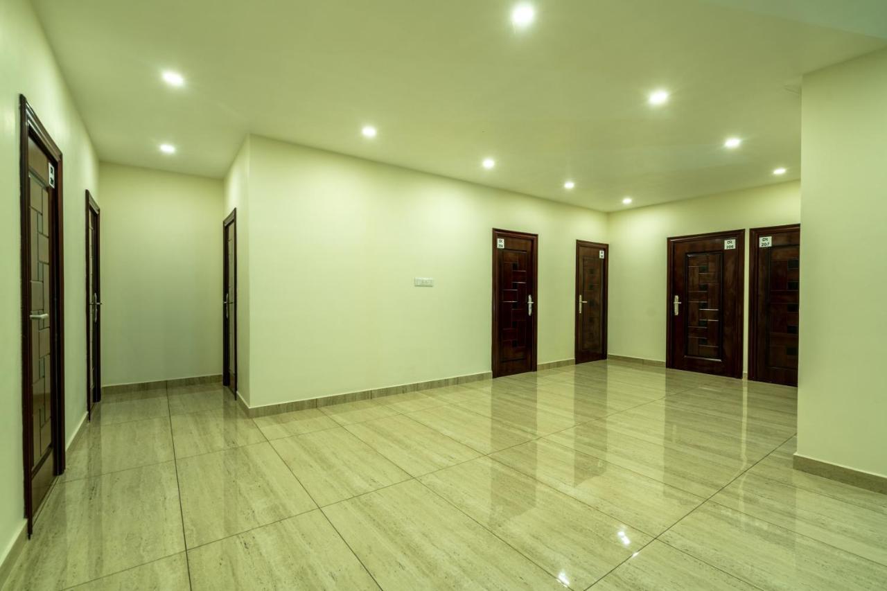 Daan Regency Hotell Thrissur Exteriör bild