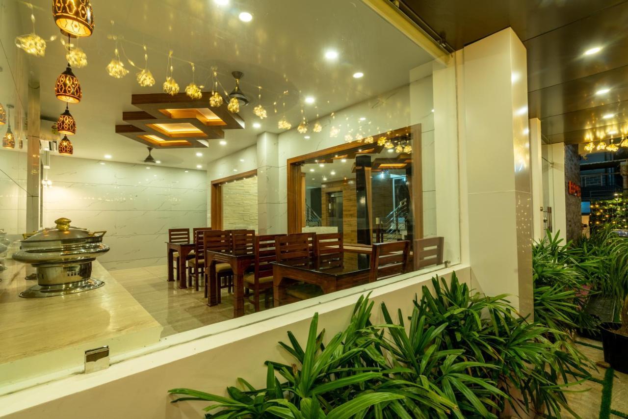 Daan Regency Hotell Thrissur Exteriör bild