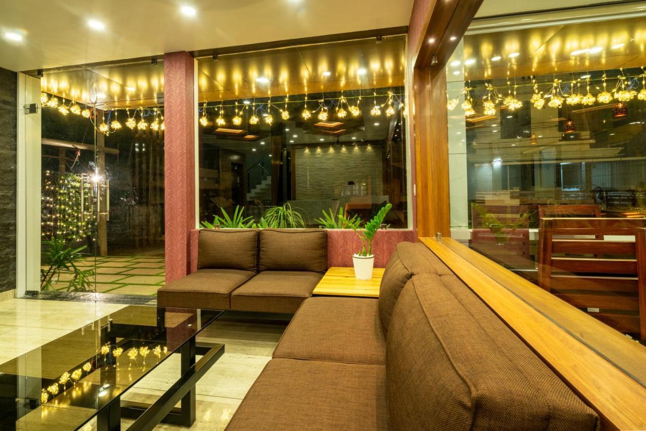 Daan Regency Hotell Thrissur Exteriör bild