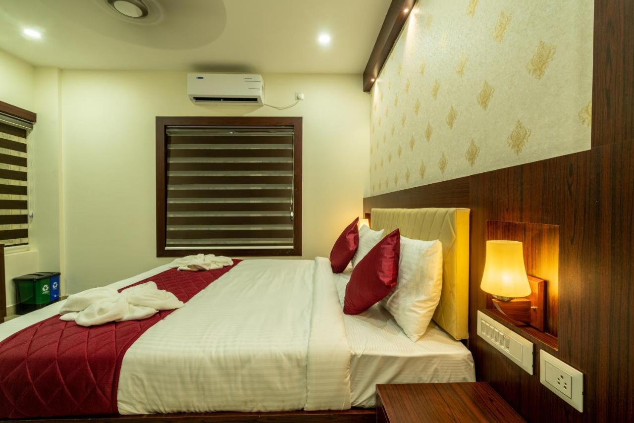 Daan Regency Hotell Thrissur Exteriör bild