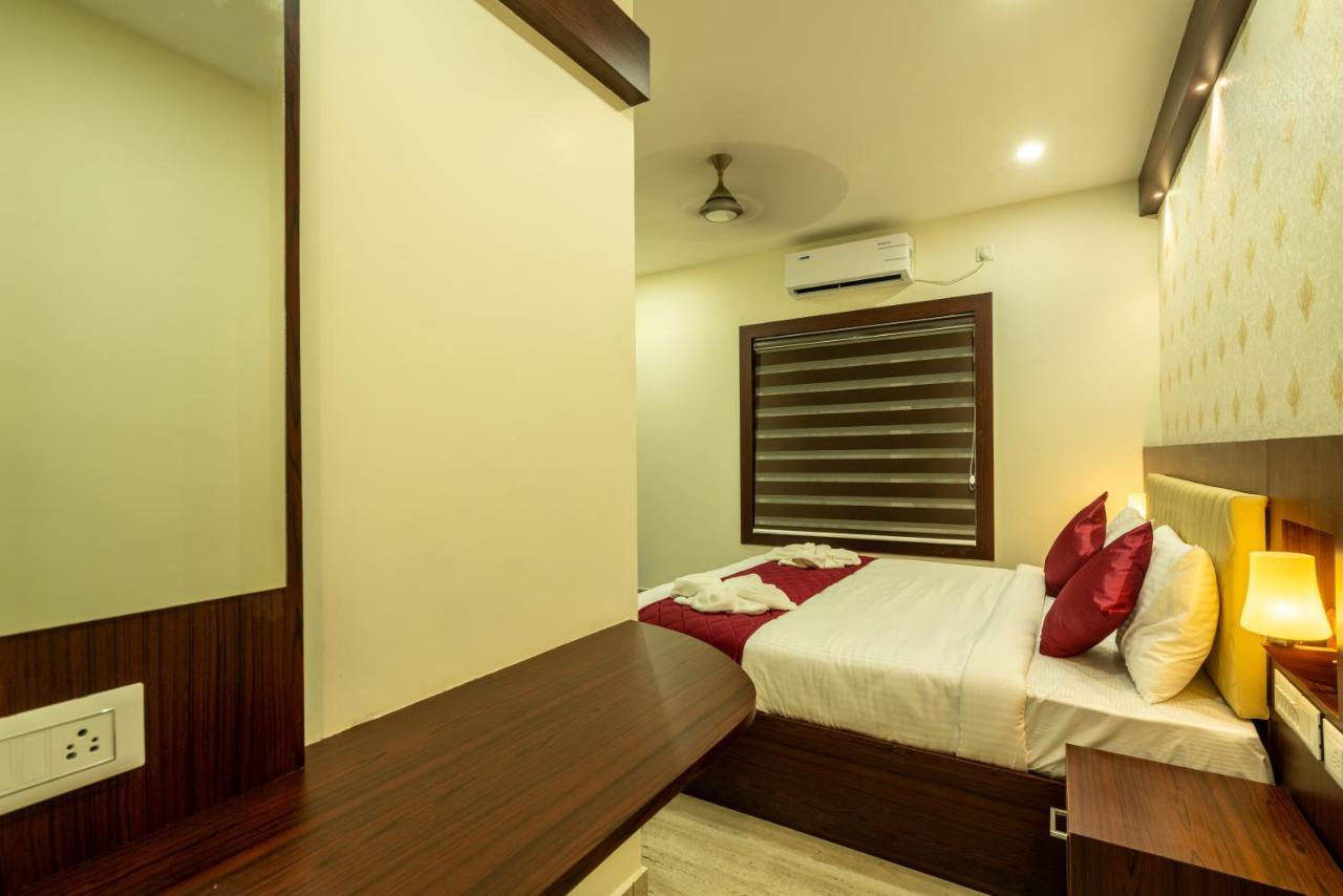 Daan Regency Hotell Thrissur Exteriör bild