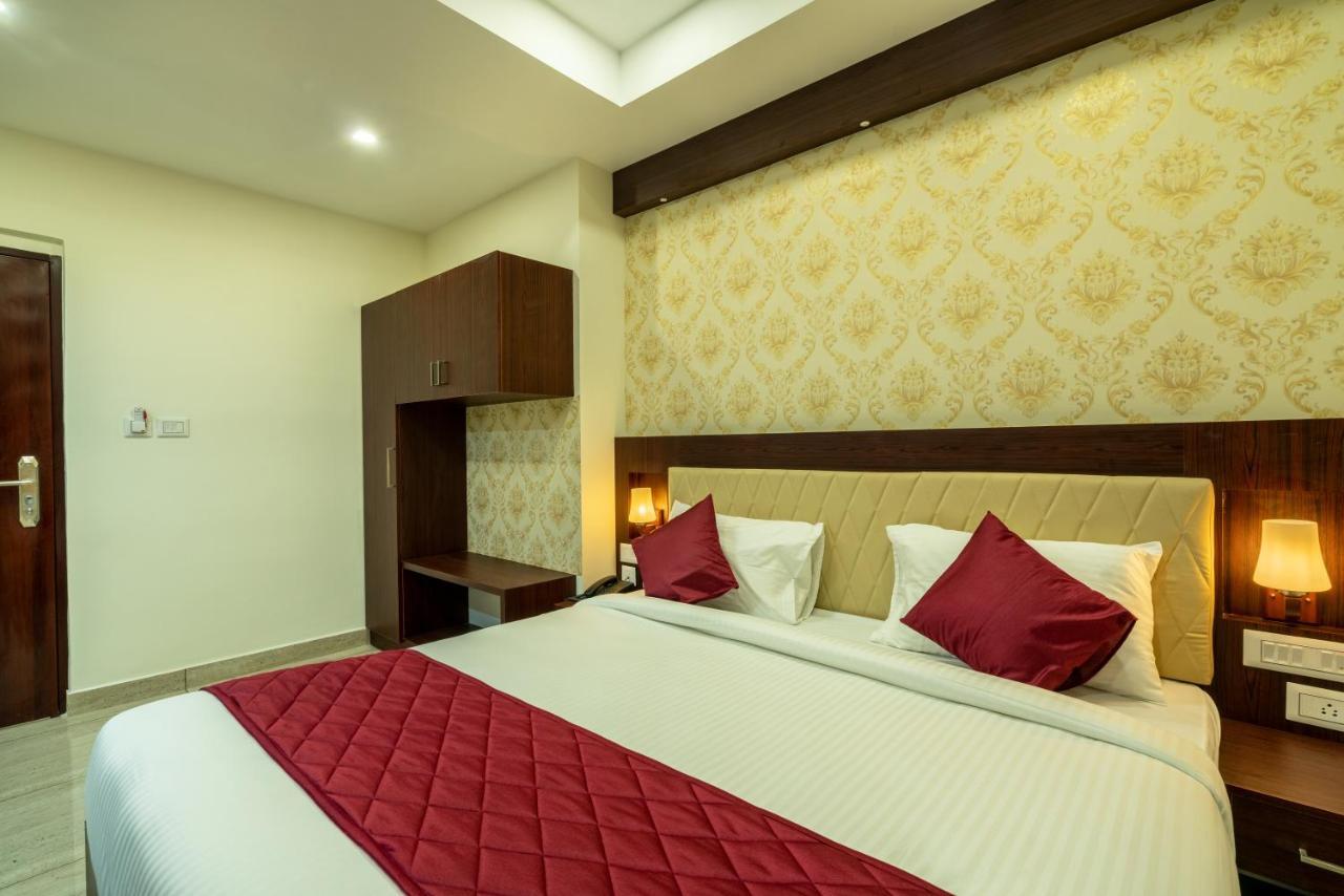Daan Regency Hotell Thrissur Exteriör bild