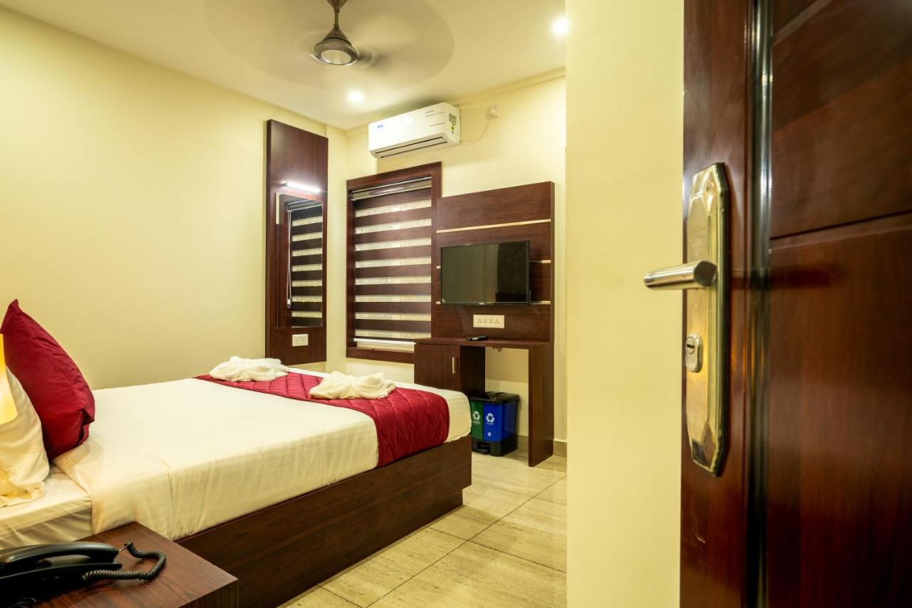 Daan Regency Hotell Thrissur Exteriör bild