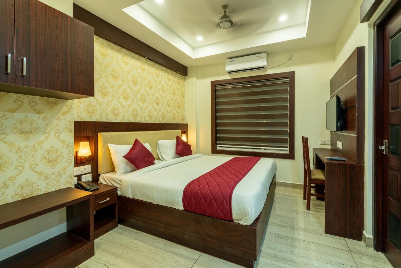 Daan Regency Hotell Thrissur Exteriör bild